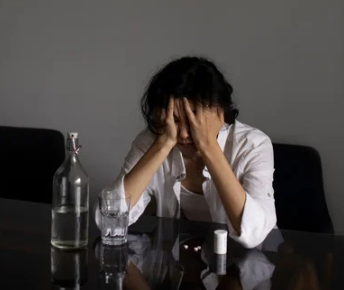 The Global Opioid Crisis: From Prescription Use to Addiction (UK, Australia, Middle East, USA, North India)